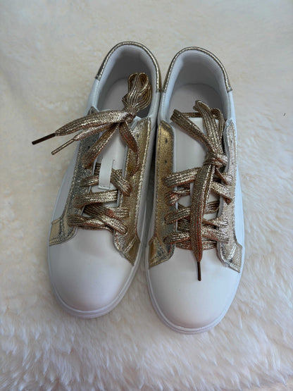 Leopard print ladies sneakers with leather and gold-tone accents